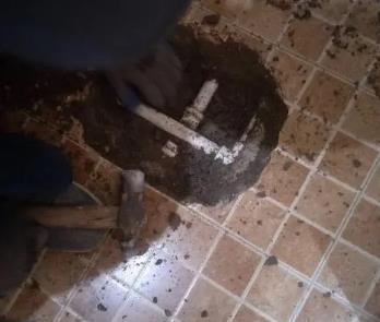 江夏卫生间漏水维修公司为您分享下卫生间渗水如何处理及注意事项