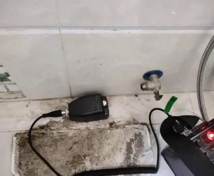 江夏屋顶漏水维修公司分享下卫生间漏水的危害及解决方法
